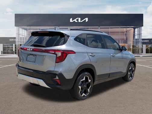 Steel Gray 2024 Kia Seltos EX