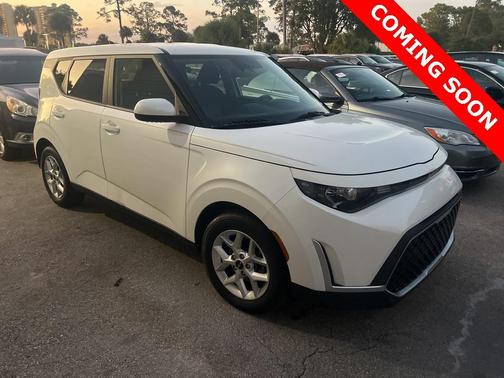 2023 Kia Soul LX