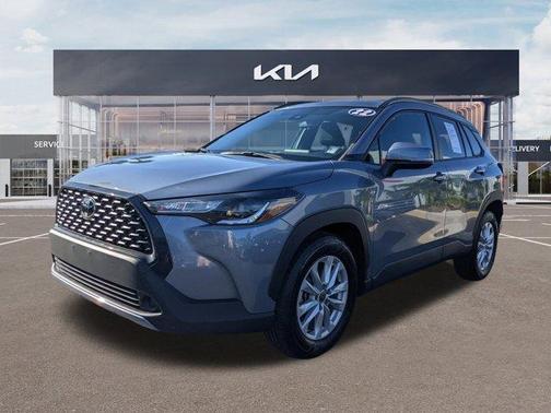 2022 Toyota Corolla Cross LE