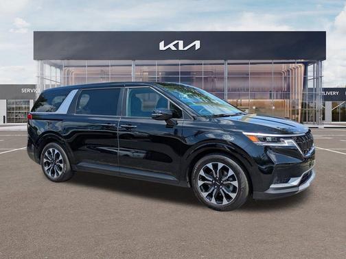Aurora Black Pearl 2024 Kia Carnival EX