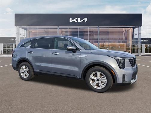 2025 Kia Sorento LX