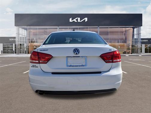 2012 Volkswagen Passat 2.5 SE