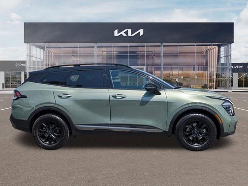 Jungle Green 2023 Kia Sportage X-Pro Prestige