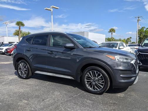 2021 Hyundai TUCSON SEL