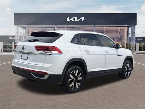 2022 Volkswagen Atlas Cross Sport 2.0T SE