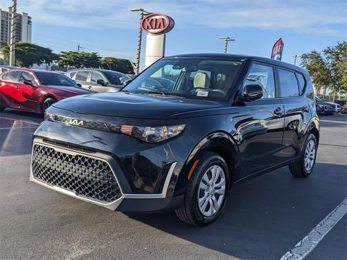 2023 Kia Soul LX