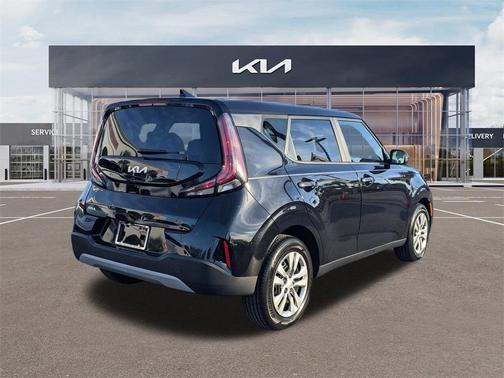 2023 Kia Soul LX