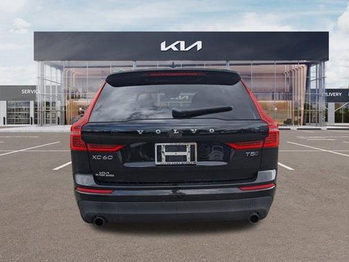 2019 Volvo XC60 T5 Momentum