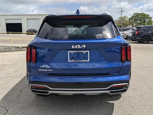 2023 Kia Sorento EX