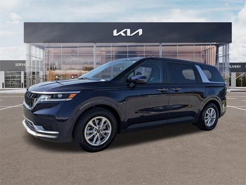 2023 Kia Carnival LX