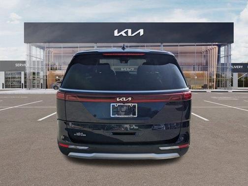 2023 Kia Carnival LX