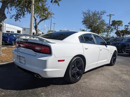 2014 Dodge Charger R/T