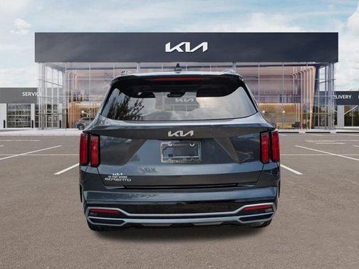 Gray 2023 Kia Sorento SX