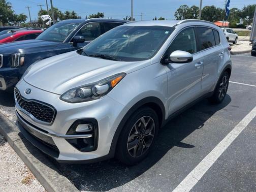 Sparkling Silver 2020 Kia Sportage EX