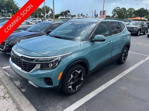 Blue 2024 Kia Seltos EX