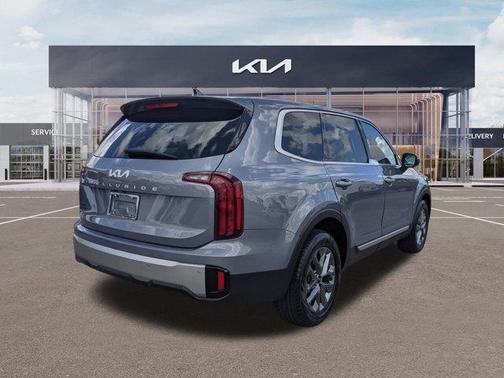 2023 Kia Telluride LX