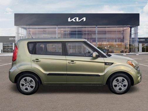 2013 Kia Soul Base