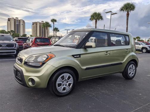 2013 Kia Soul Base