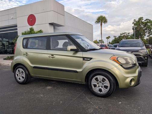 2013 Kia Soul Base