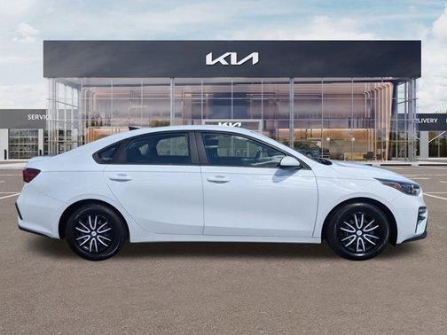 2021 Kia Forte FE