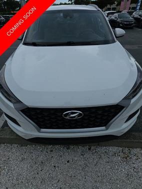 Winter White 2021 Hyundai TUCSON Value