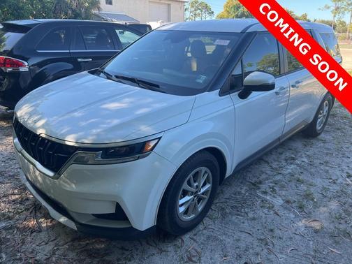 2022 Kia Carnival LXS