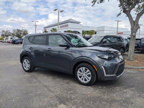 2023 Kia Soul LX
