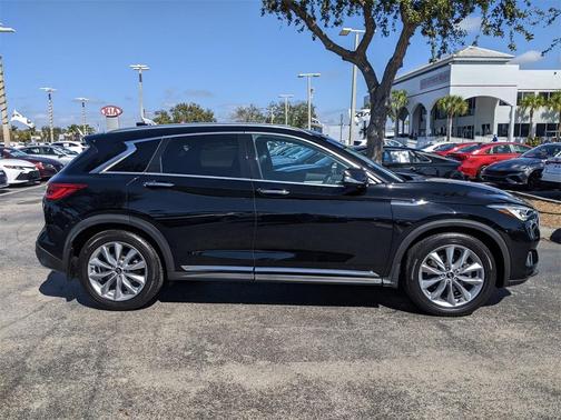 2019 INFINITI QX50 ESSENTIAL