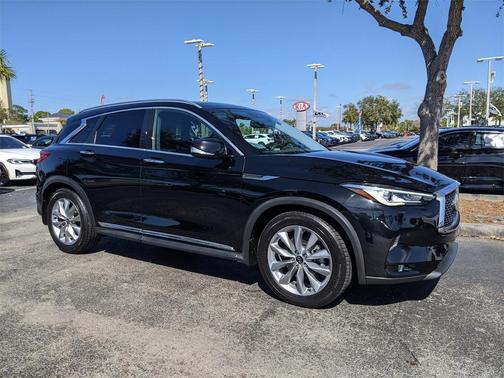 2019 INFINITI QX50 ESSENTIAL