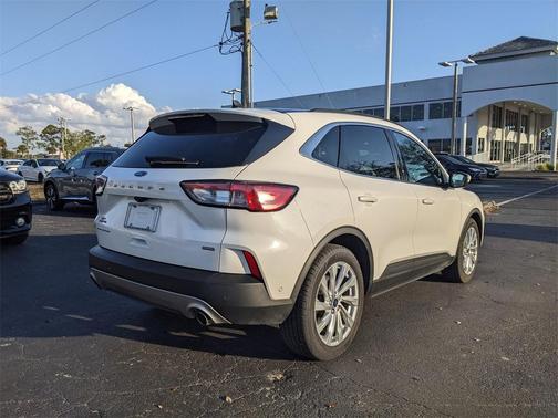 2021 Ford Escape Titanium Hybrid