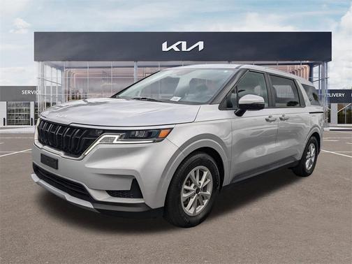 2023 Kia Carnival LX