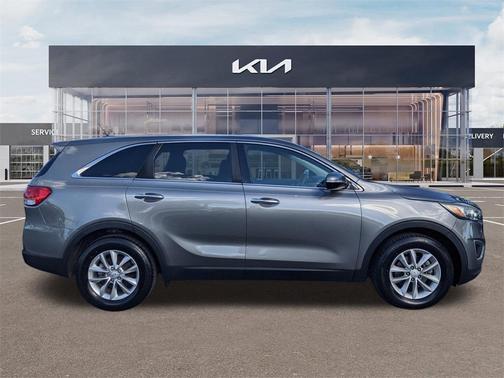 2018 Kia Sorento L