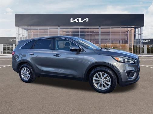2018 Kia Sorento L