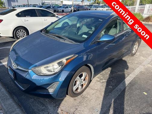 2014 Hyundai ELANTRA SE