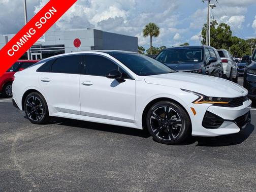 Glacial White Pearl 2023 Kia K5 GT-Line