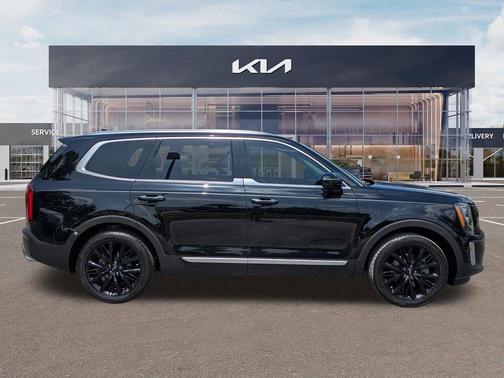 Ebony Black 2022 Kia Telluride SX