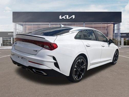 2022 Kia K5 GT-Line
