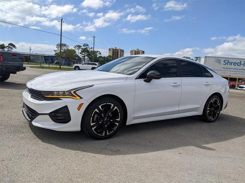 2022 Kia K5 GT-Line