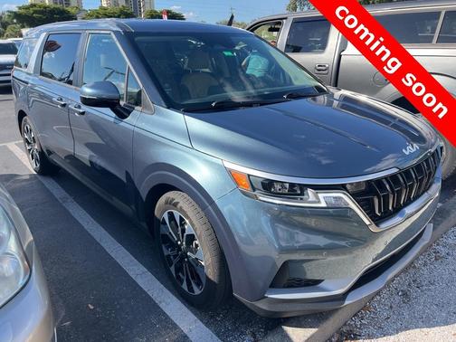 2024 Kia Carnival EX