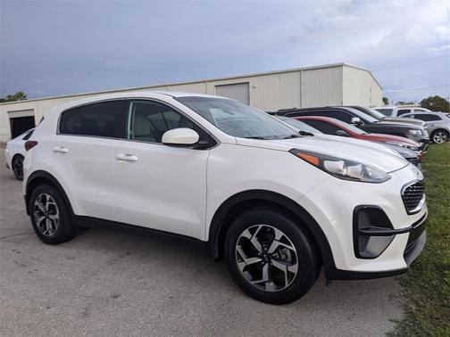 2022 Kia Sportage LX