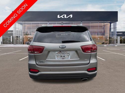 Titanium Silver 2019 Kia Sorento LX