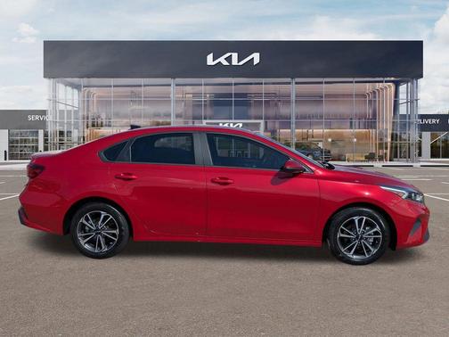 Currant Red 2024 Kia Forte LXS