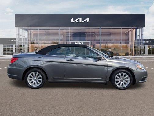 2012 Chrysler 200 Touring