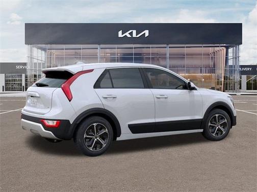 2025 Kia Niro LX