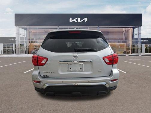 2019 Nissan Pathfinder SV