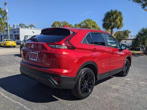 2024 Mitsubishi Eclipse Cross LE