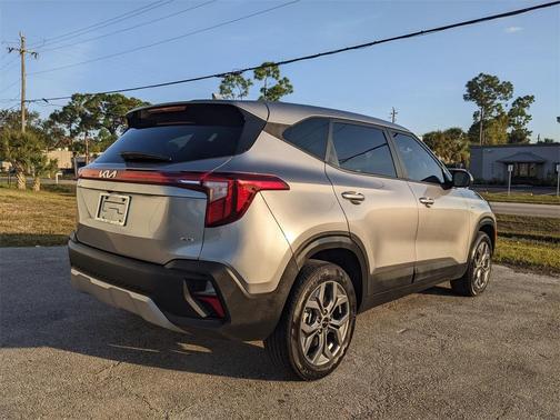 2024 Kia Seltos LX