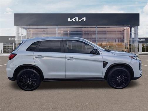 2022 Mitsubishi Outlander Sport 2.0 LE