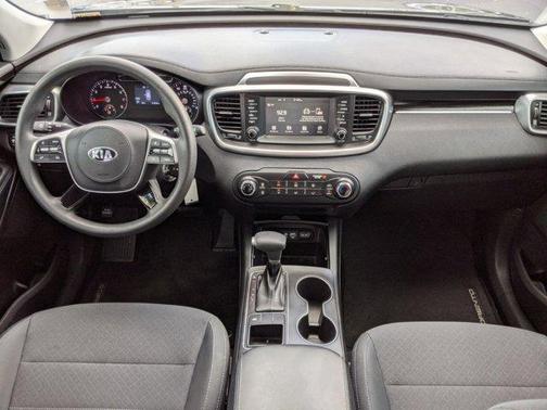 2019 Kia Sorento L