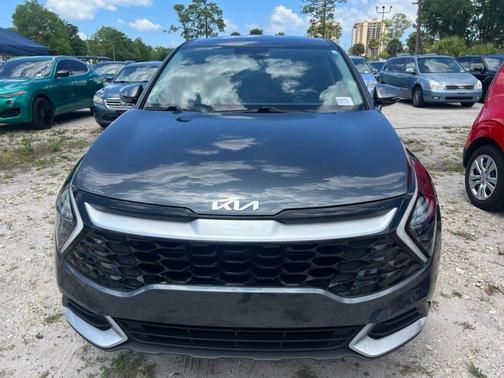 Gravity Gray 2024 Kia Sportage EX